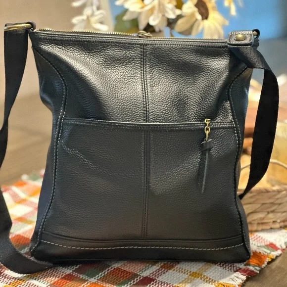 The Sak Black Pebbled Crossbody Bag - Picture 3 of 16